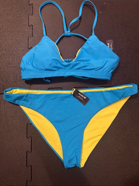 Hurley Other - Hurley Blue & Yellow Reversible Women's Bikini Set